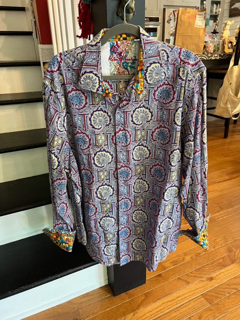Robert Graham Multicolor Paisley Button-Down Shirt with Blue and Red Accents - Picture 7 of 8